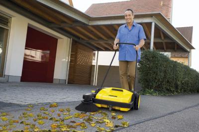 Spazzatrice manuale a spinta karcher